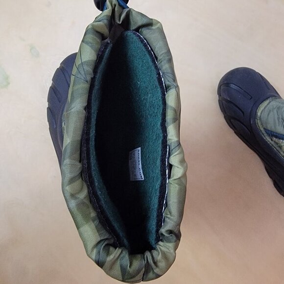 Sorel Green Flurry Print Boots - See Description - Picture 6 of 8